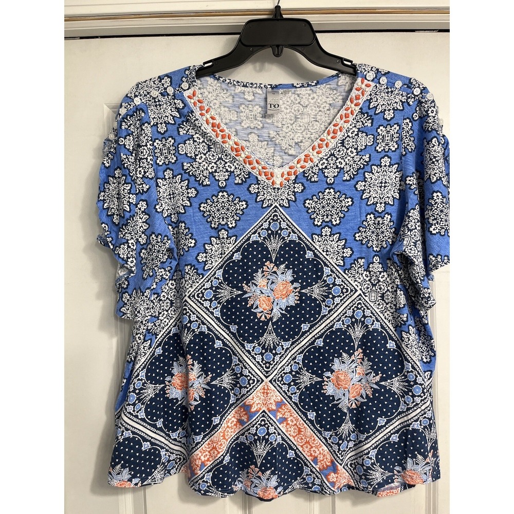 Thomas & Olivia Blouse Size 1X Women Blue Red White Floral Beaded Flutter Sleeve